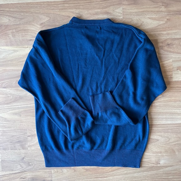 Vintage men's v neck sweater - Picture 3 of 5